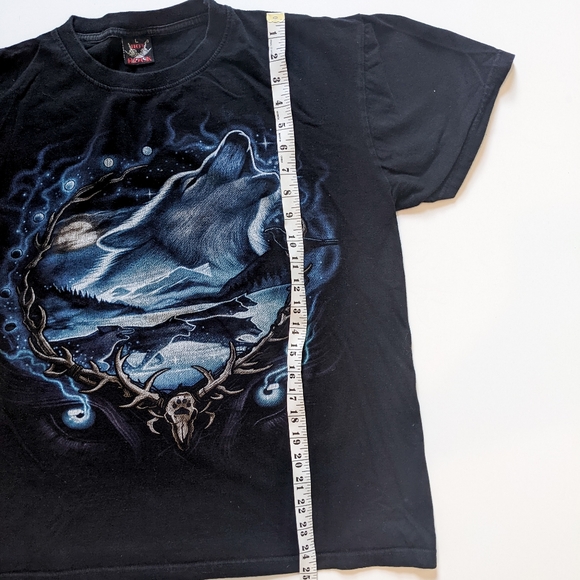 Vintage Double Sided Wolf Tee 🐺 - Picture 3 of 6